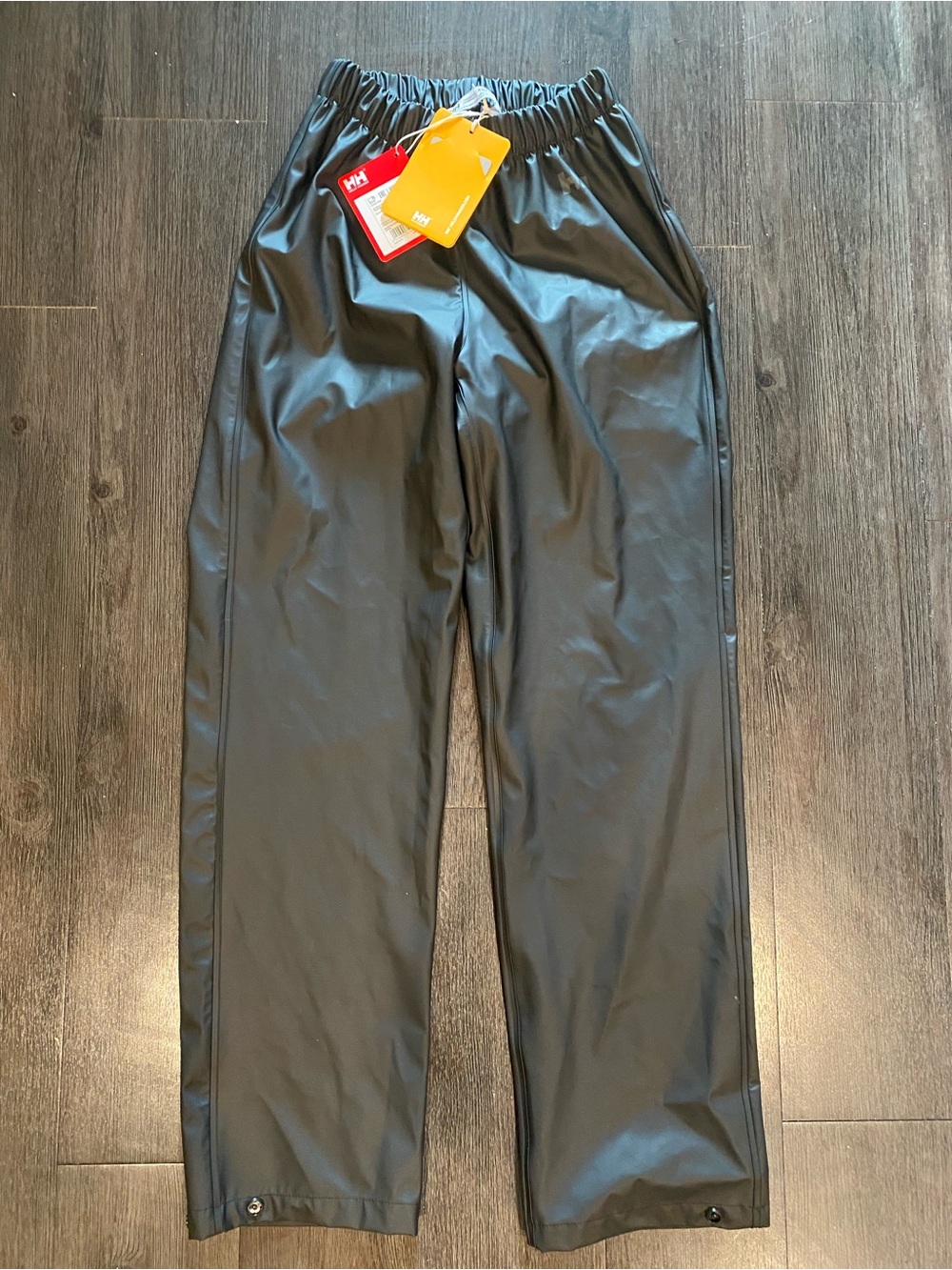 NWT Helly Hansen Women's Moss Pants Black XS Regular Fit Waterproof New